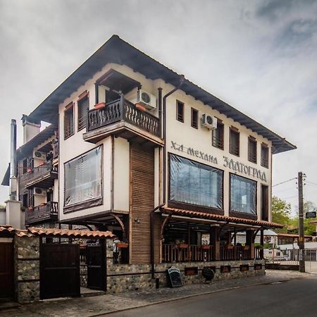 Семеен Хотел Златоград Exterior photo