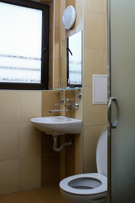Семеен Хотел Златоград Room photo