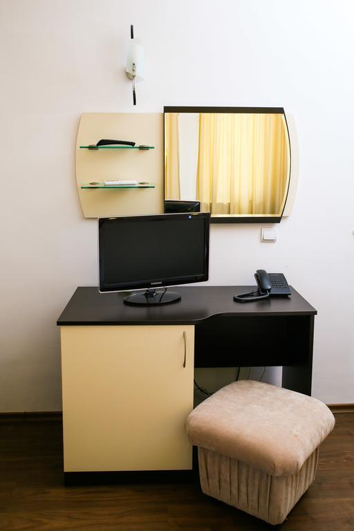Семеен Хотел Златоград Room photo